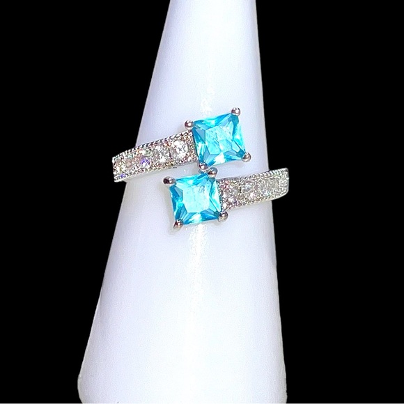 New Aqua Blue Lab-created Square Topaz Silver Engagement Ring with 10 CZ - Picture 1 of 10